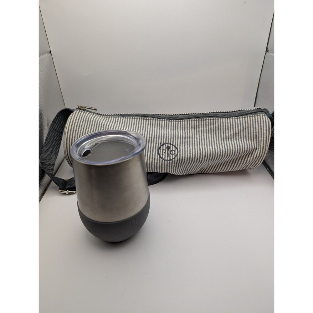 2 Pampered Chef Wine Tumblers With Bags *Read Description